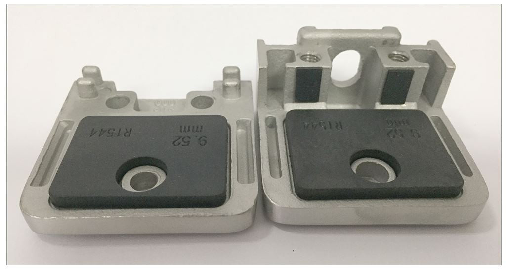 E11300000 Stainless Steel Glass Clamp with Rubber Gaskets 2