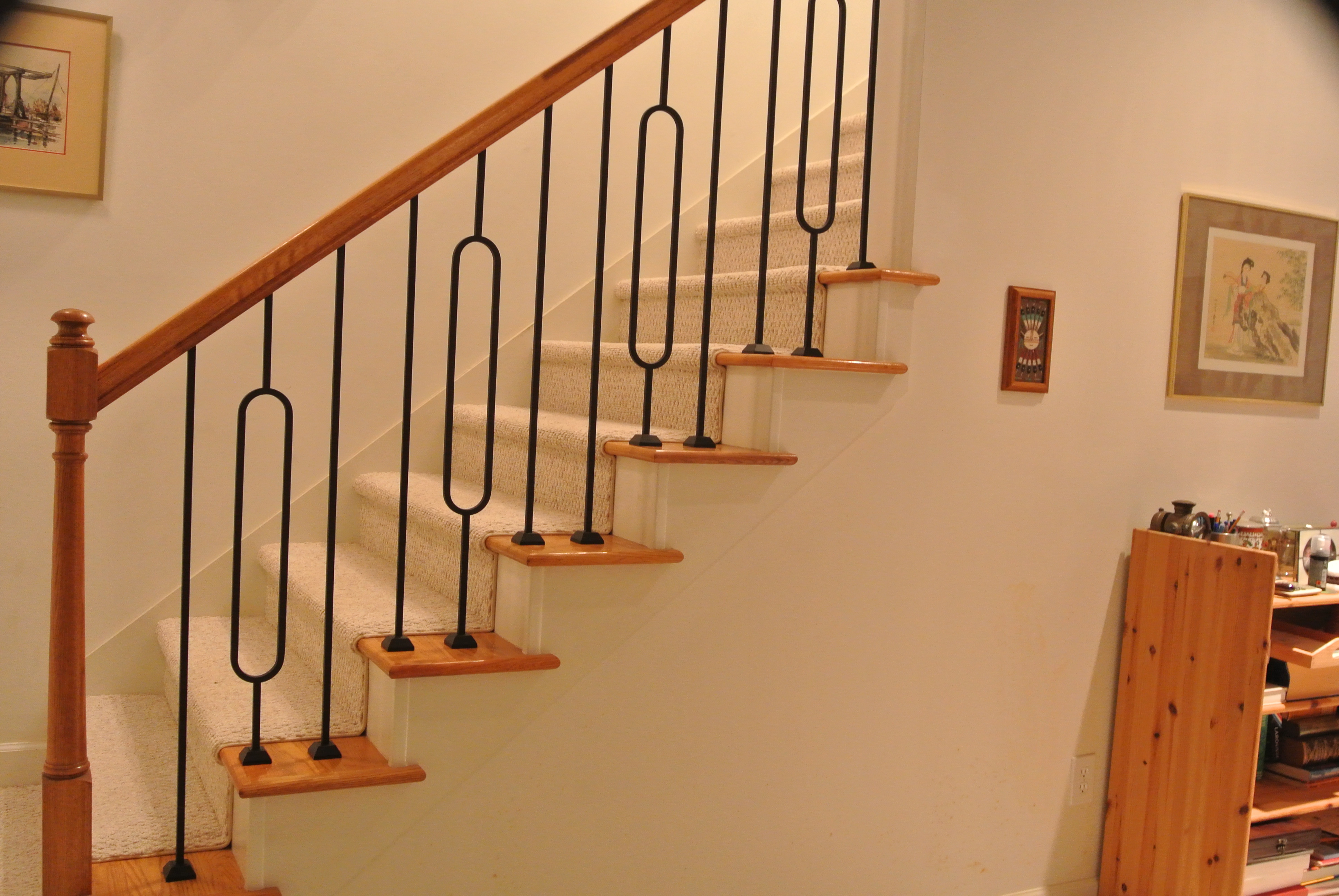 Myriam Cousin Staircase with HF16.6.2 Oval Balusters